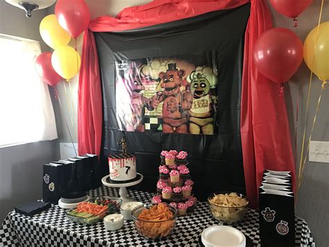 five nights at freddy's party games|fnaf 1 party table.